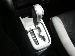 2012款 1.3 自动 JLX导航版 4座