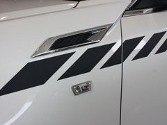 2012款 3.0L 自动 Vday豪华纪念版