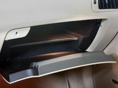 2012款 3.0L 自动 Vday豪华纪念版