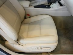 2013款 2.5 自动 250 典雅版