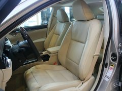 2013款 2.5 自动 250 典雅版