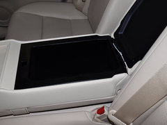 2013款 2.5 自动 250 典雅版