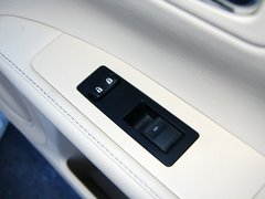 2013款 2.5 CVT 300h 豪华版