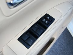 2013款 2.5 CVT 300h 豪华版