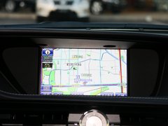 2013款 2.5 CVT 300h 豪华版