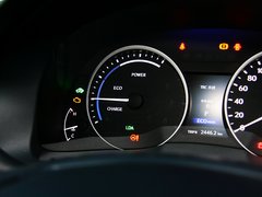 2013款 2.5 CVT 300h 豪华版