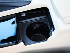 2013款 2.5 CVT 300h 豪华版