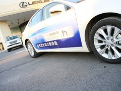 2013款 2.5 CVT 300h 豪华版
