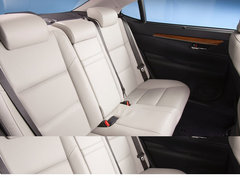 2013款 2.5 CVT 300h 精英版