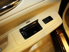 2013款 2.5 CVT 300h 精英版