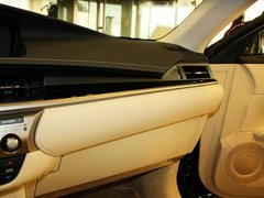 2013款 2.5 CVT 300h 精英版