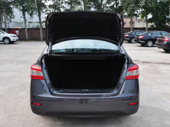 2012款 1.6L CVT 豪华版