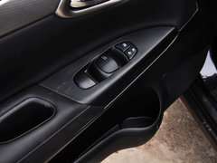 2012款 1.6L CVT 豪华版
