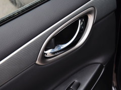 2012款 1.6L CVT 豪华版