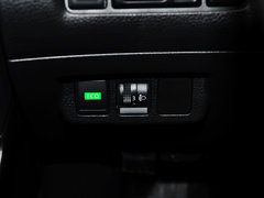 2012款 1.6L CVT 豪华版