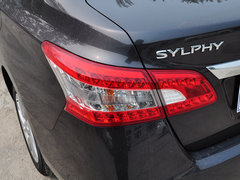 2012款 1.6L CVT 豪华版