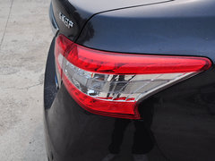 2012款 1.6L CVT 豪华版