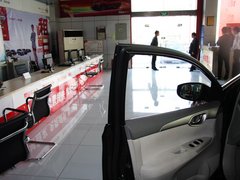2012款 1.6 XE CVT 舒适版