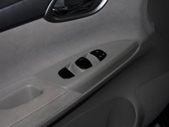 2012款 1.6 XE CVT 舒适版
