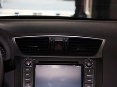 2012款 1.6 XE CVT 舒适版