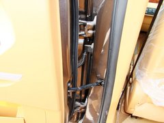 2012款 2.0T 手动 两驱智汇版 5座