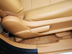 2012款 2.0T 手动 两驱智汇版 5座