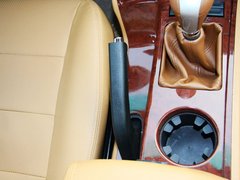 2012款 2.0T 手动 两驱智汇版 5座