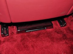 2013款 6.7L 自动 加长版(EWB)