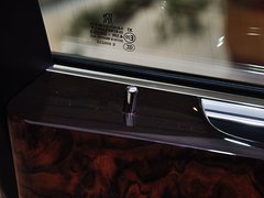 2013款 6.7L 自动 加长版(EWB)