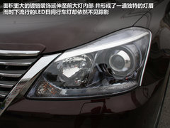 2012款 3.0L 自动 V6 Royal Saloon
