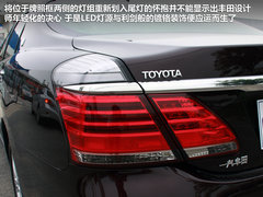 2012款 3.0L 自动 V6 Royal Saloon