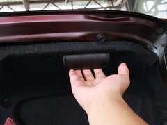 2012款 3.0L 自动 V6 Royal Saloon