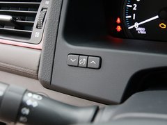 2012款 3.0L 自动 V6 Royal Saloon