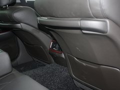 2012款 3.0L 自动 V6 Royal Saloon