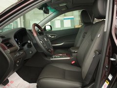 2012款 3.0L 自动 V6 Royal Saloon