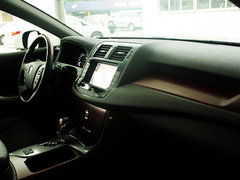 2012款 3.0L 自动 V6 Royal Saloon