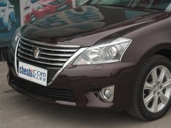 2012款 3.0L 自动 V6 Royal Saloon