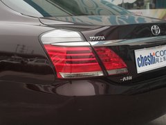 2012款 3.0L 自动 V6 Royal Saloon