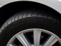 2012款 2.5L 自动 V6 Royal Saloon 尊贵版