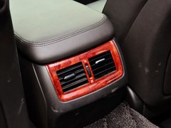 2012款 2.5L 自动 V6 Royal Saloon 尊贵版