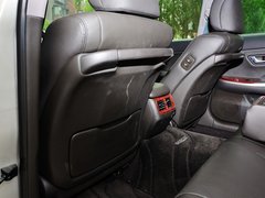 2012款 2.5L 自动 V6 Royal Saloon 尊贵版