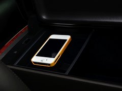 2012款 2.5L 自动 V6 Royal Saloon 尊贵版