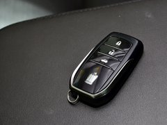 2012款 2.5L 自动 V6 Royal Saloon 尊贵版