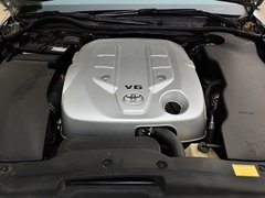 2012款 2.5L 自动 V6 Royal Saloon 尊贵版