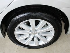 2012款 2.5L 自动 V6 Royal导航版
