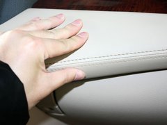 2012款 2.5L 自动 V6 Royal导航版