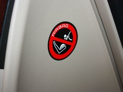 2012款 2.5L 自动 V6 Royal导航版
