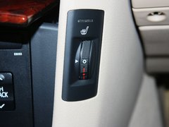 2012款 2.5L 自动 V6 Royal导航版