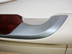 2012款 2.5L 自动 V6 Royal导航版