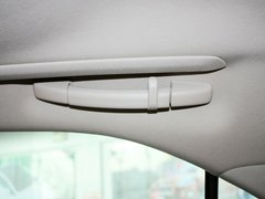 2012款 2.5L 自动 V6 Royal导航版